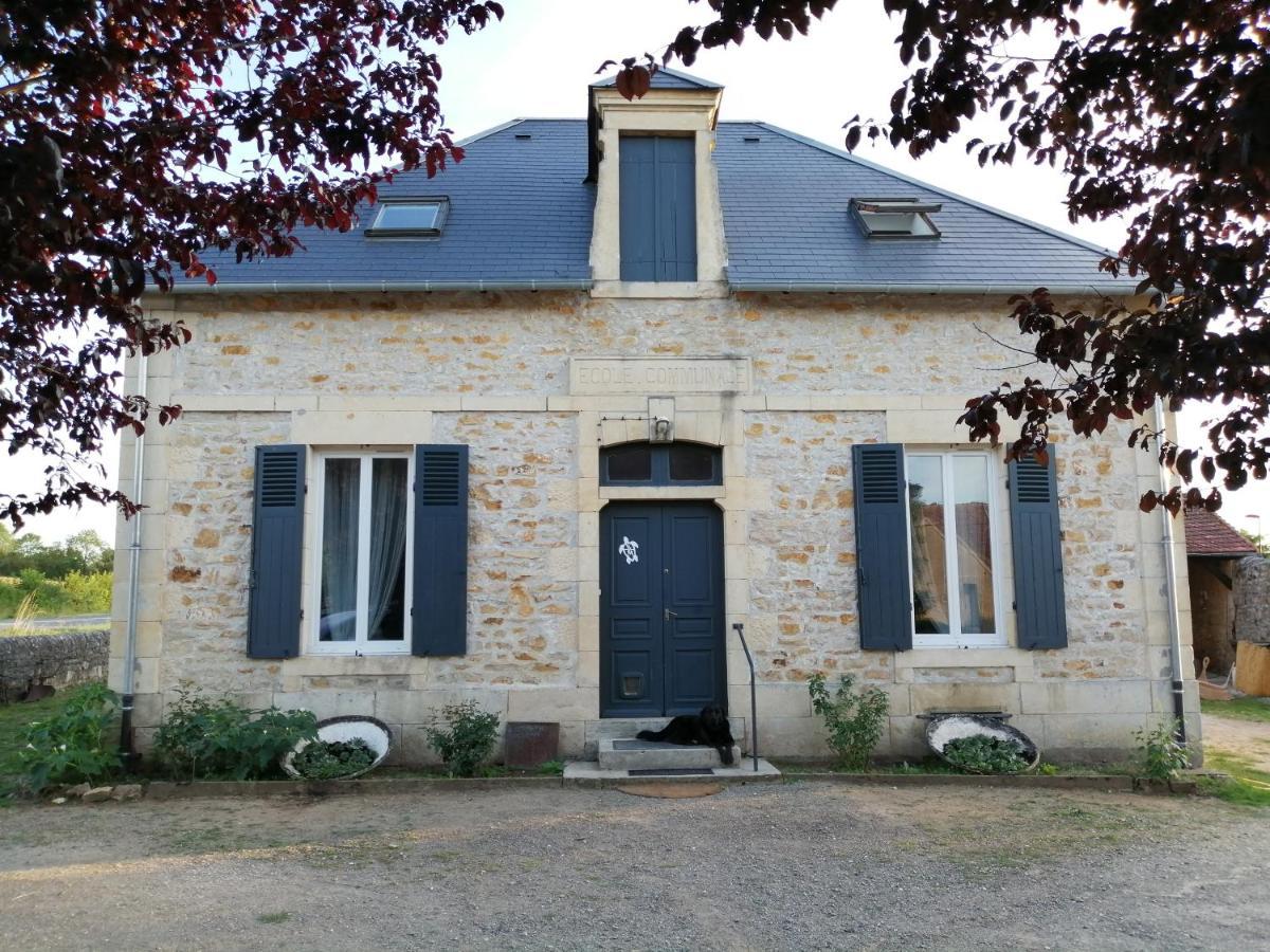 Ecole De La Route Bleue Bed and Breakfast Moiry Exteriör bild